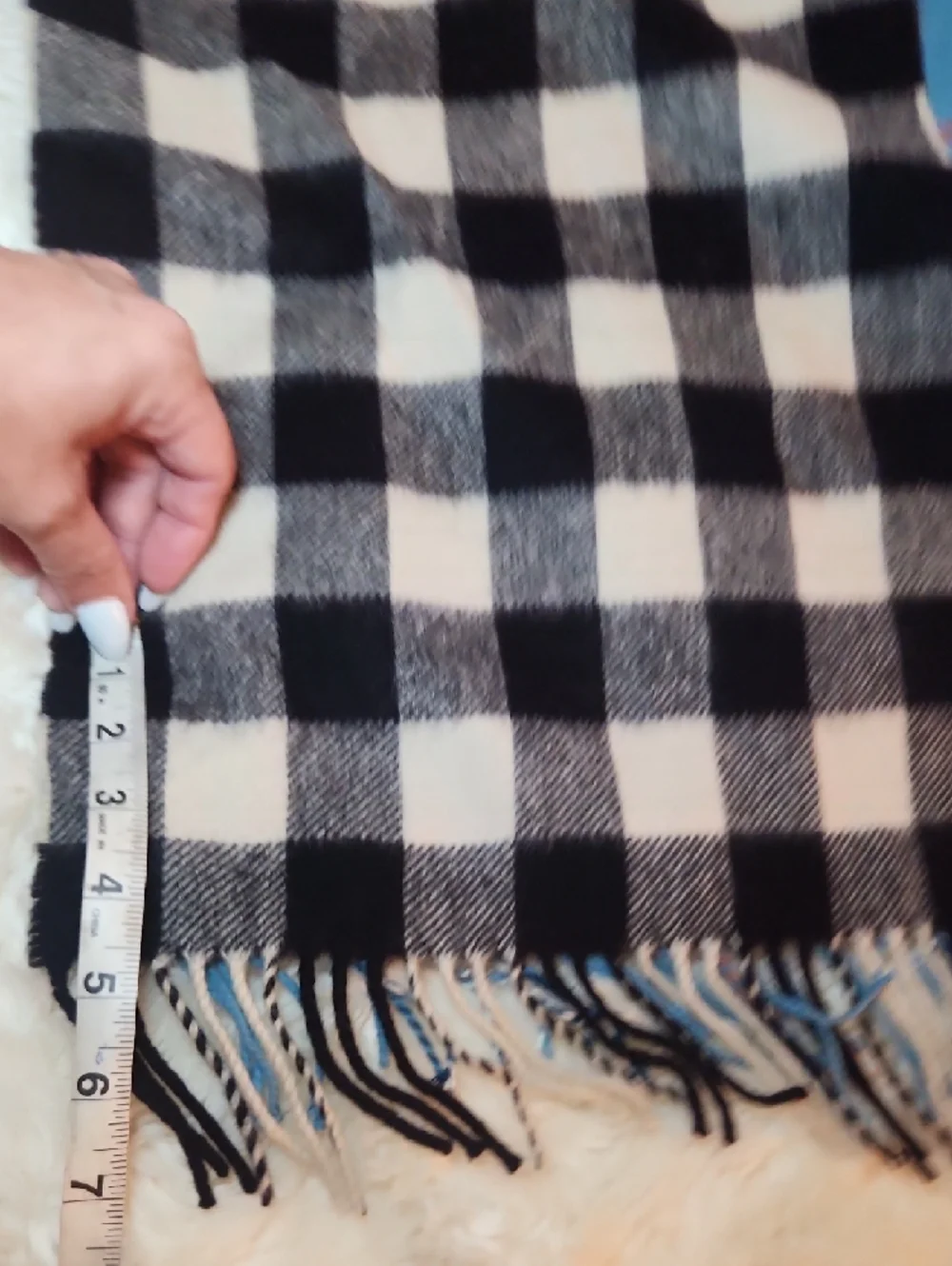 2 Plaid Fringe Scarves - Blue & Cashmere Black/White